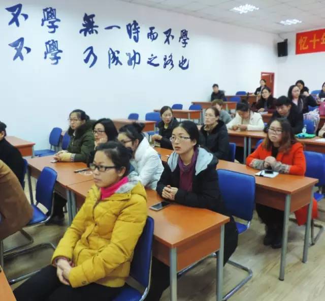 時(shí)光踏下了它輕盈的足跡，對于2016我們有話要說